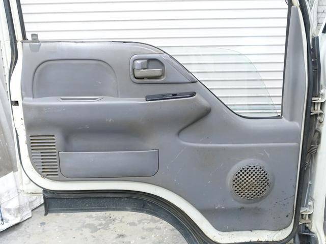 いすゞエルフローダーダンプ小型（2t・3t）[写真34]