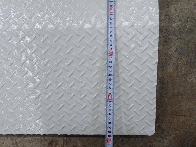 三菱ふそうキャンター平ボディ小型（2t・3t）[写真15]