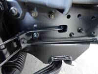 三菱ふそうキャンター平ボディ小型（2t・3t）[写真18]