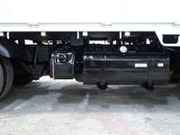 三菱ふそうキャンター平ボディ小型（2t・3t）[写真19]