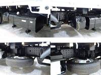 三菱ふそうキャンター平ボディ小型（2t・3t）[写真20]