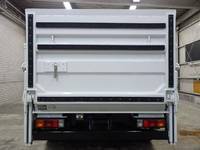 三菱ふそうキャンター平ボディ小型（2t・3t）[写真02]