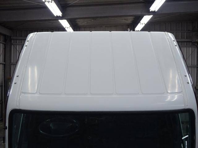 三菱ふそうキャンター平ボディ小型（2t・3t）[写真06]