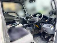 トヨタダイナ平ボディ小型（2t・3t）[写真13]