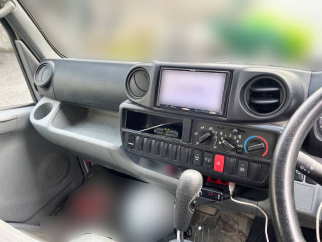 トヨタダイナ平ボディ小型（2t・3t）[写真18]