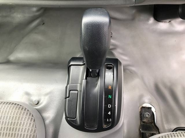 トヨタダイナ平ボディ小型（2t・3t）[写真11]