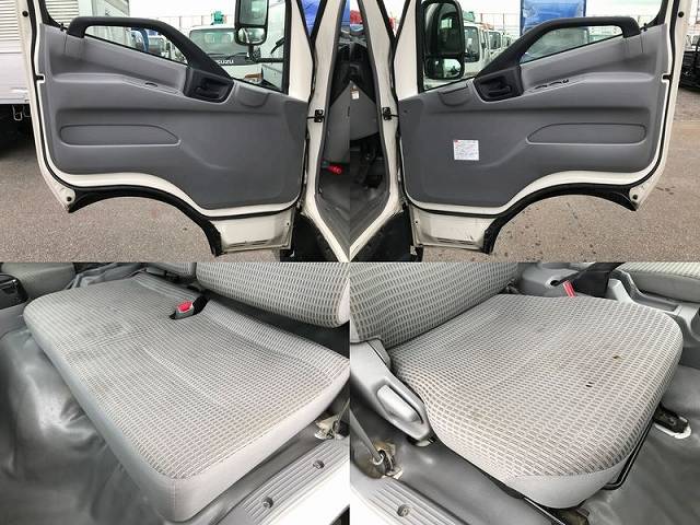 トヨタダイナ平ボディ小型（2t・3t）[写真16]