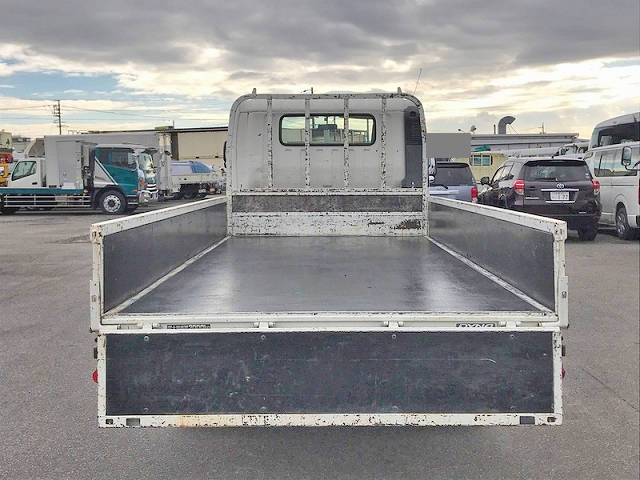 トヨタダイナ平ボディ小型（2t・3t）[写真07]