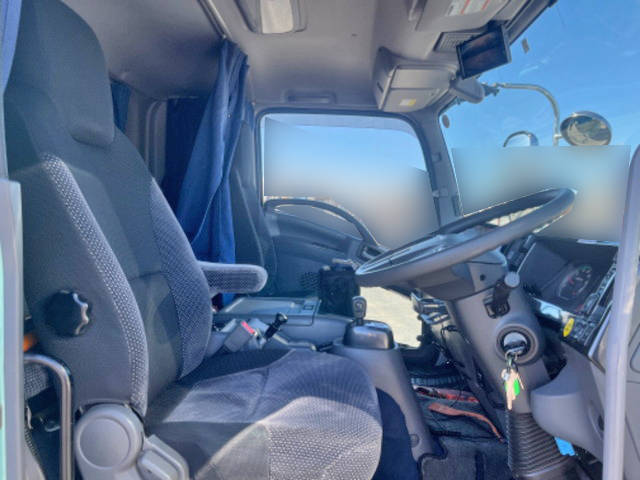 いすゞフォワードクレーン4段増トン（6t・8t）[写真30]