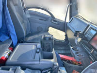 いすゞフォワードクレーン4段増トン（6t・8t）[写真34]