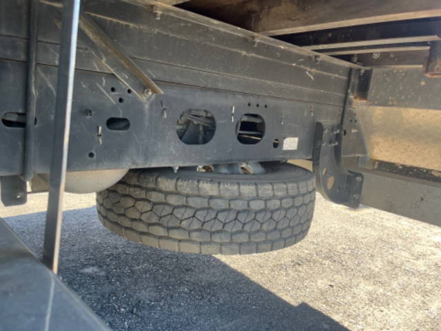 いすゞフォワードクレーン4段増トン（6t・8t）[写真23]