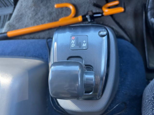 いすゞフォワードクレーン4段増トン（6t・8t）[写真34]