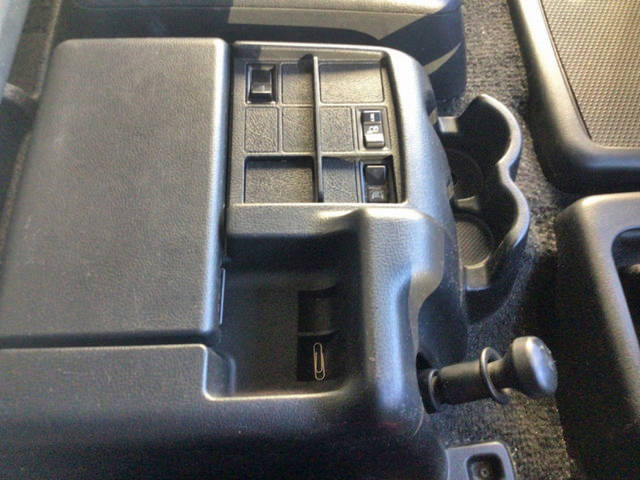 日野プロフィアバルク車（粉粒体運搬車）大型（10t）[写真37]