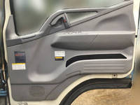 三菱ふそうキャンタークレーン5段小型（2t・3t）[写真13]