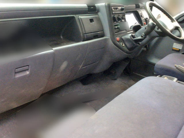 三菱ふそうキャンタークレーン5段小型（2t・3t）[写真14]