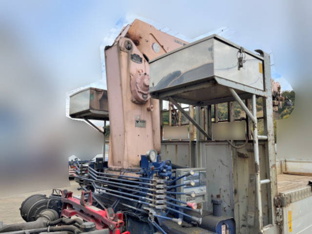 UDトラックスコンドルクレーン4段増トン（6t・8t）[写真18]