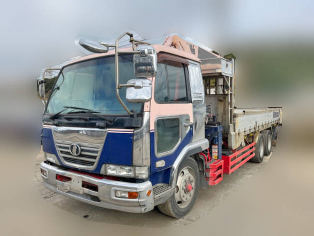 UDトラックスコンドルクレーン4段増トン（6t・8t）[写真03]