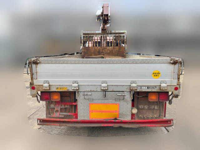 UDトラックスコンドルクレーン4段増トン（6t・8t）[写真07]