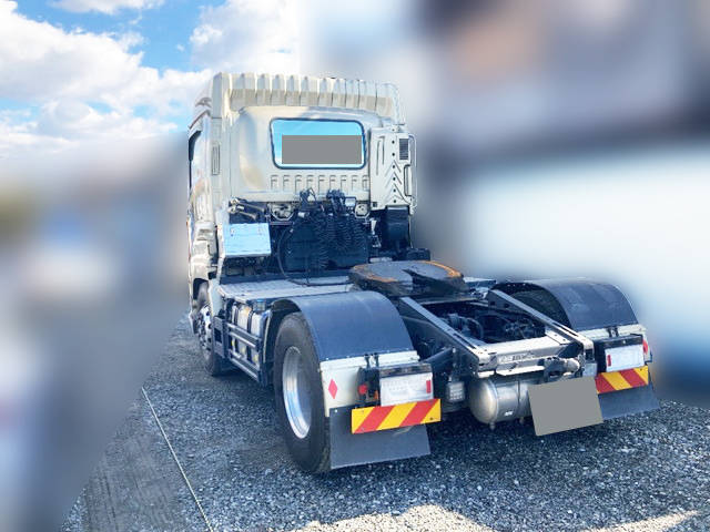 いすゞギガトレーラーヘッド（トラクターヘッド）大型（10t）[写真04]