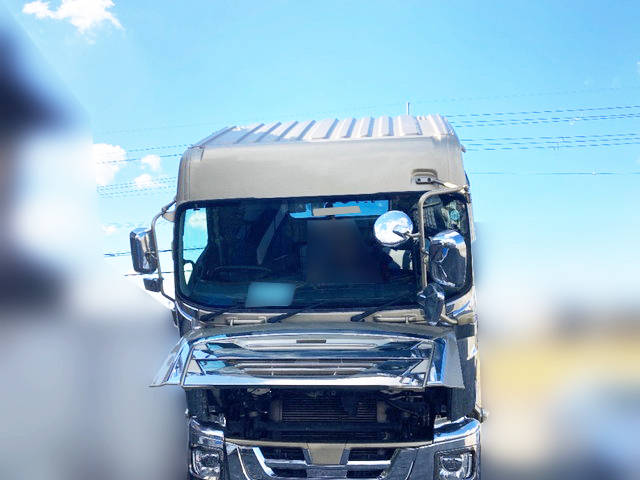 いすゞギガトレーラーヘッド（トラクターヘッド）大型（10t）[写真06]