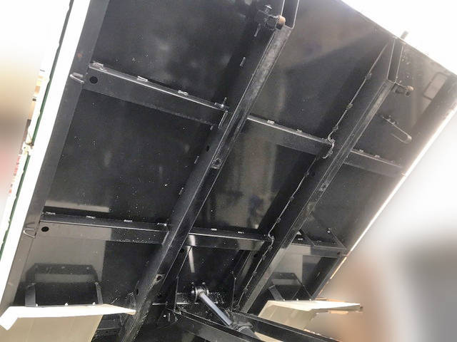 日野レンジャーダンプ中型（4t）[写真12]