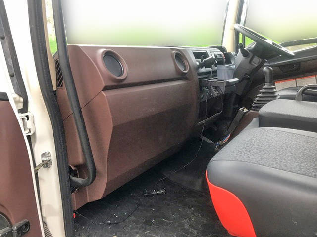 日野レンジャーダンプ中型（4t）[写真25]