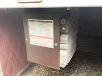 三菱ふそうキャンターアルミウイング小型（2t・3t）[写真12]