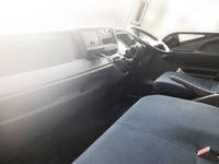 三菱ふそうキャンターアルミウイング小型（2t・3t）[写真21]