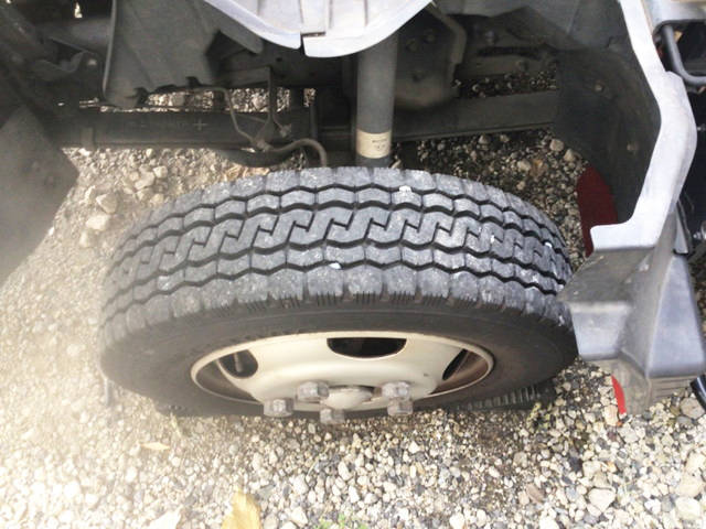 三菱ふそうキャンターアルミウイング小型（2t・3t）[写真09]