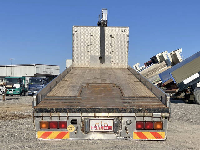 いすゞギガセルフクレーン4段大型（10t）[写真10]