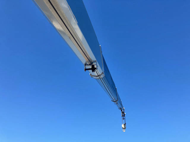 いすゞギガセルフクレーン4段大型（10t）[写真13]