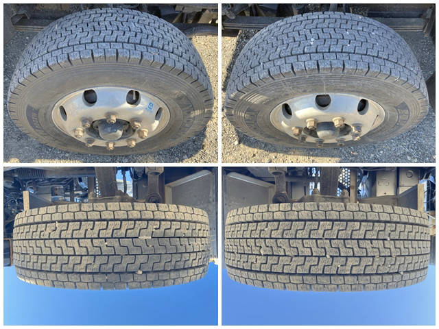 いすゞギガセルフクレーン4段大型（10t）[写真20]