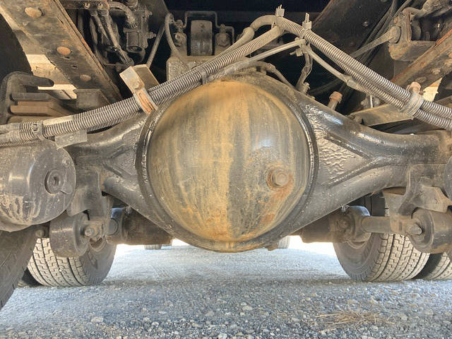 いすゞギガセルフクレーン4段大型（10t）[写真24]