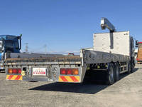 いすゞギガセルフクレーン4段大型（10t）[写真02]