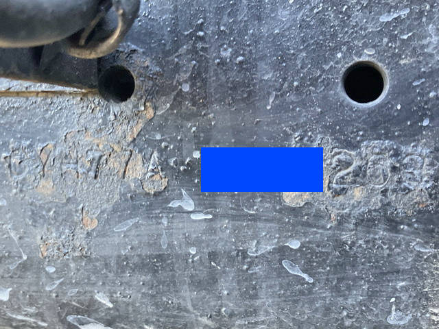 いすゞギガセルフクレーン4段大型（10t）[写真40]