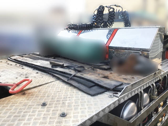 日野プロフィアトレーラーヘッド（トラクターヘッド）大型（10t）[写真07]