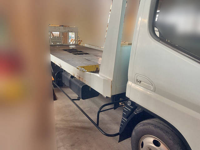 三菱ふそうキャンターセーフティローダー小型（2t・3t）[写真04]