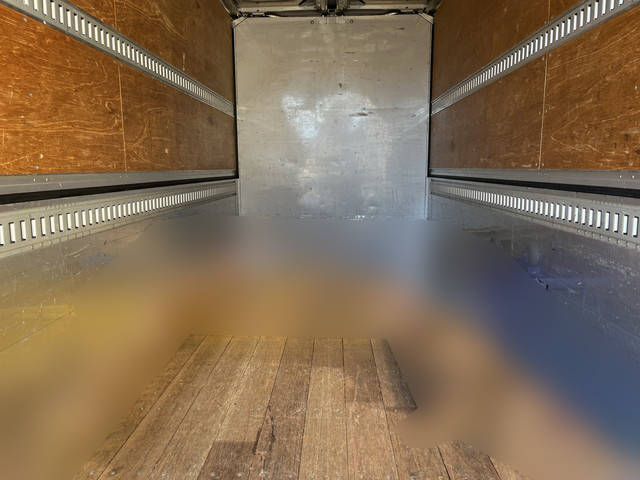 いすゞエルフアルミウイング小型（2t・3t）[写真15]