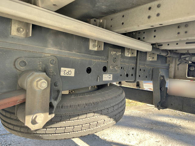 いすゞエルフアルミウイング小型（2t・3t）[写真18]