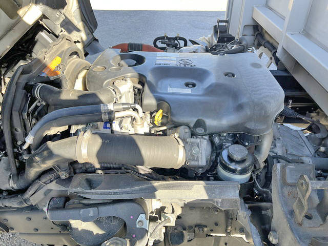 いすゞエルフアルミウイング小型（2t・3t）[写真21]