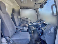 いすゞエルフアルミウイング小型（2t・3t）[写真24]