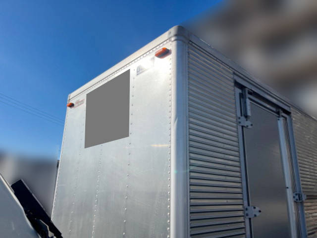 いすゞエルフアルミバン小型（2t・3t）[写真11]