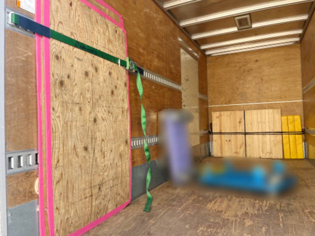 いすゞエルフアルミバン小型（2t・3t）[写真15]