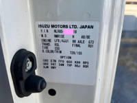 いすゞエルフアルミバン小型（2t・3t）[写真32]