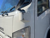 いすゞエルフアルミバン小型（2t・3t）[写真05]