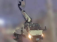 いすゞエルフ高所作業車小型（2t・3t）[写真03]