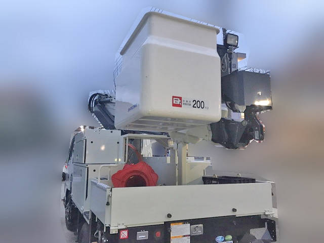 いすゞエルフ高所作業車小型（2t・3t）[写真04]