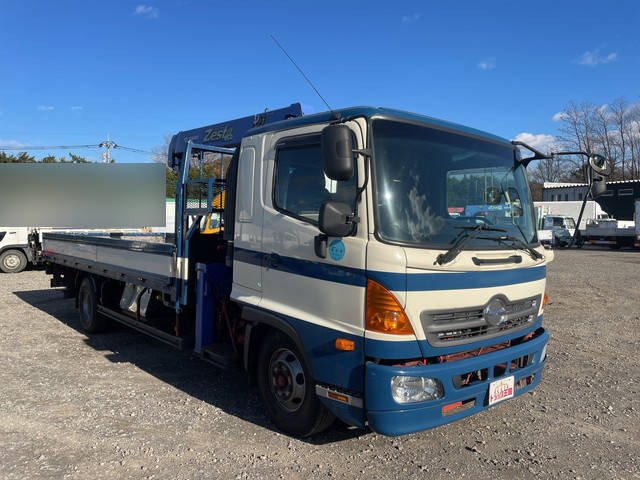 日野レンジャークレーン3段中型（4t）[写真03]