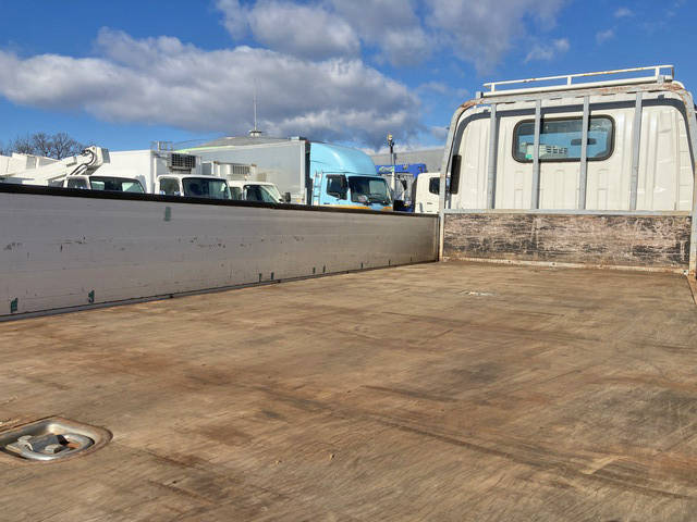 いすゞエルフ平ボディ小型（2t・3t）[写真14]