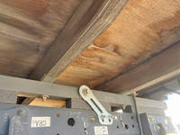 いすゞエルフ平ボディ小型（2t・3t）[写真24]